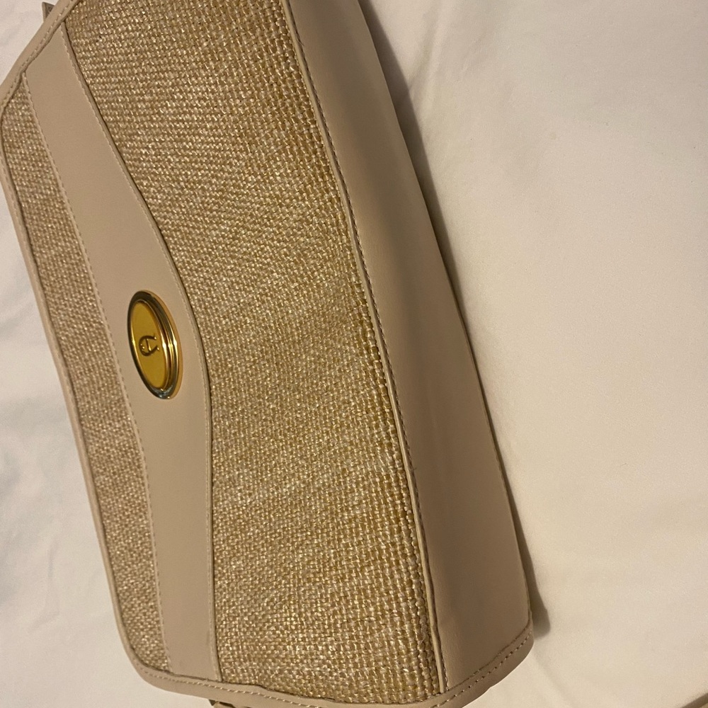 Handbag - Picture 3 of 3